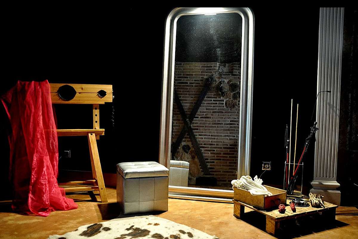 Elegir mueble Bondage